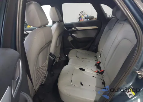 2018 Audi Q3 2.0T Premium/2.0T Sport Premium z USA, uszkodzony, nr VIN WA1JCCFS4JR021205